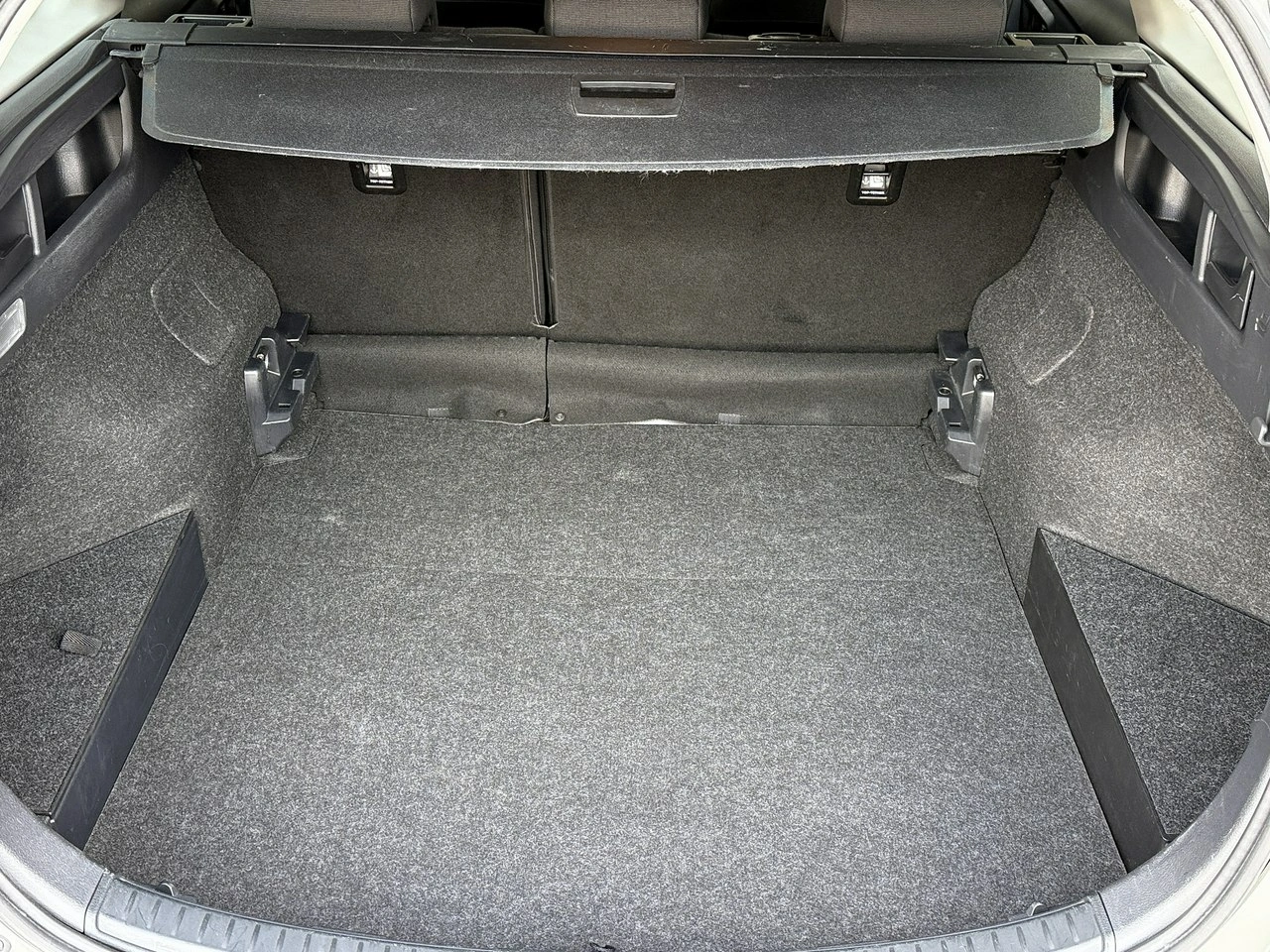 Toyota Auris - Zdjęcie 15