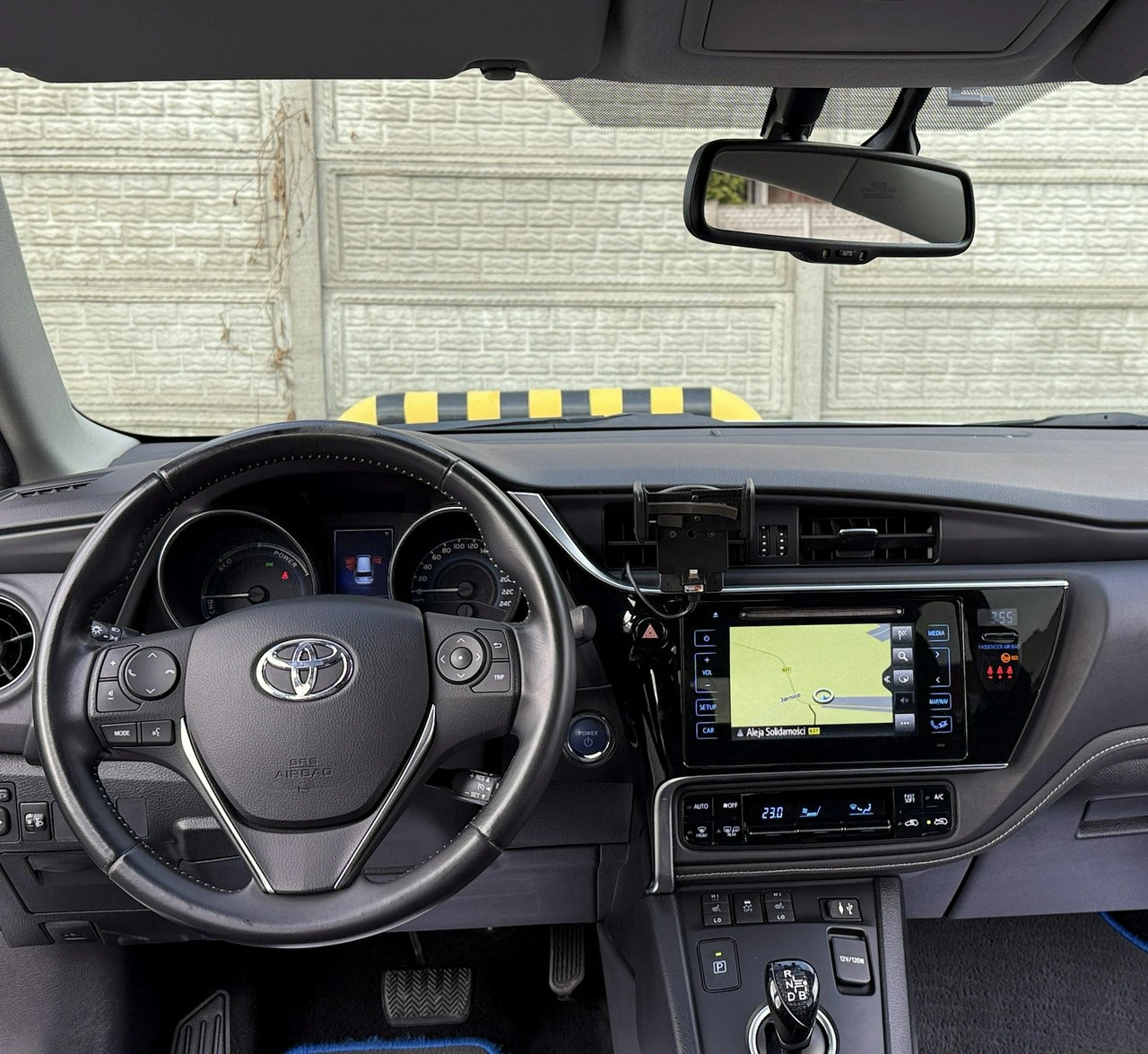 Toyota Auris - Zdjęcie 16