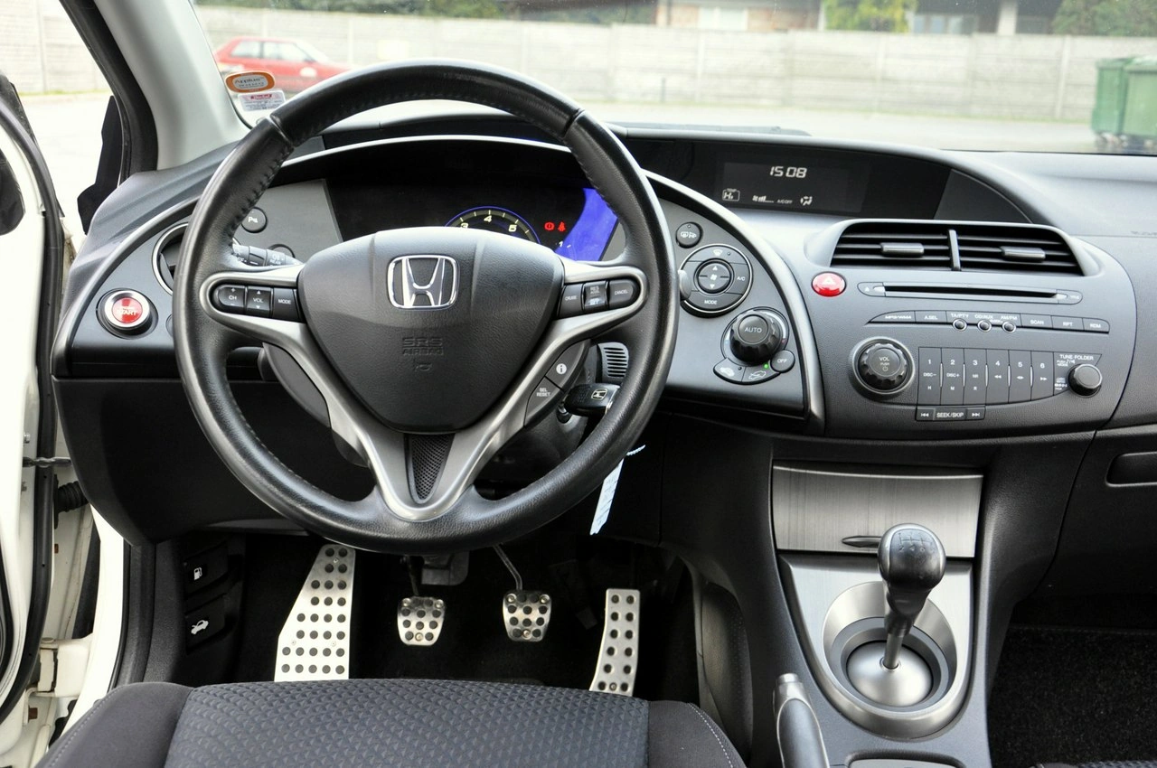 Honda Civic - Zdjęcie 32