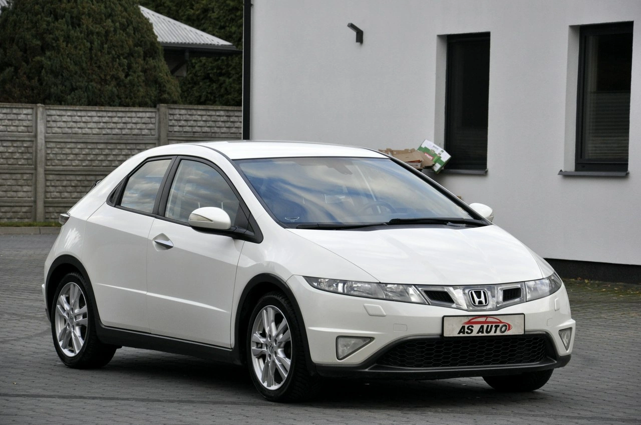 Honda Civic - Zdjęcie 25