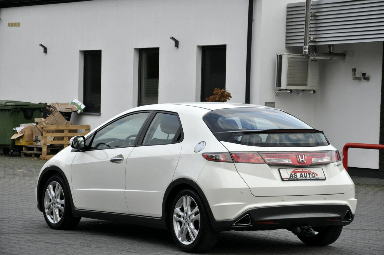 Honda Civic - Zdjęcie 30
