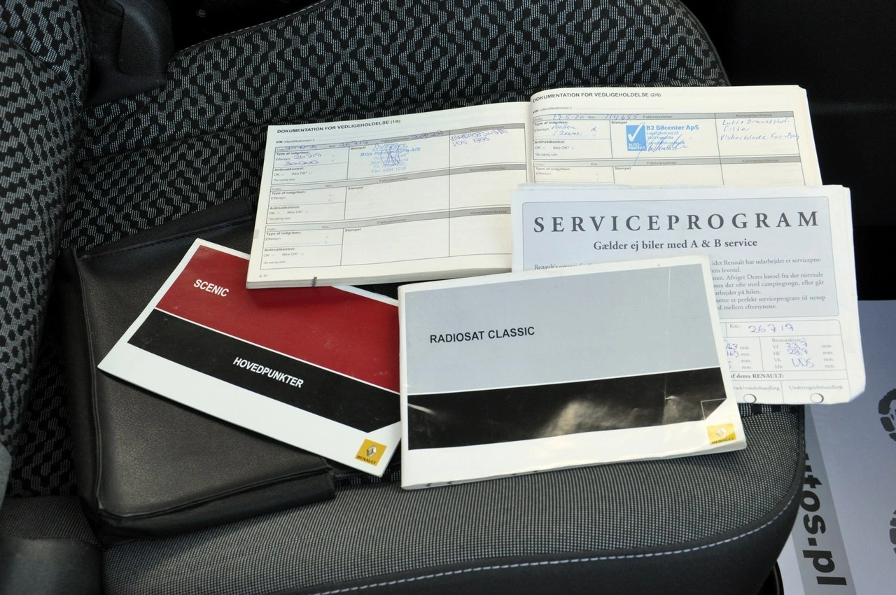 Renault Grand Scenic - Zdjęcie 12