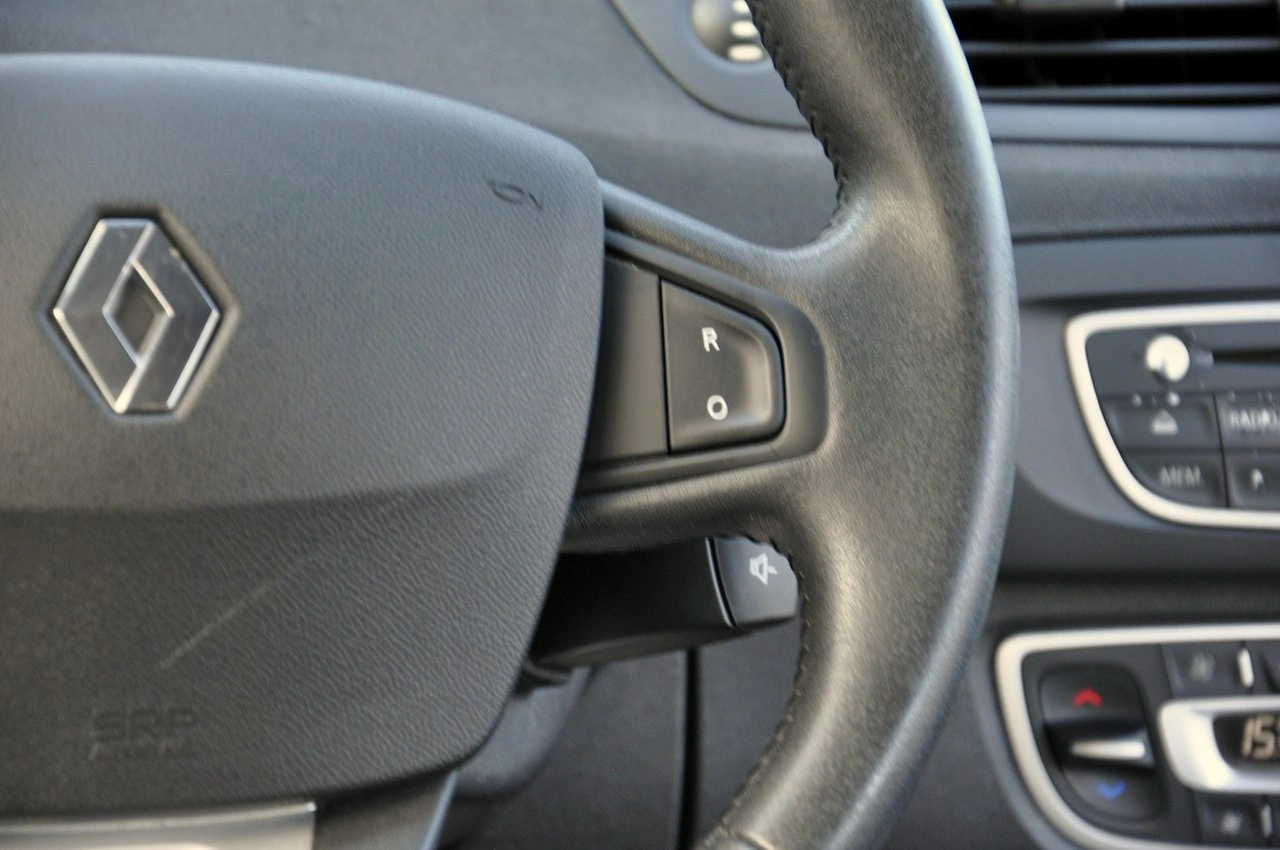 Renault Grand Scenic - Zdjęcie 20