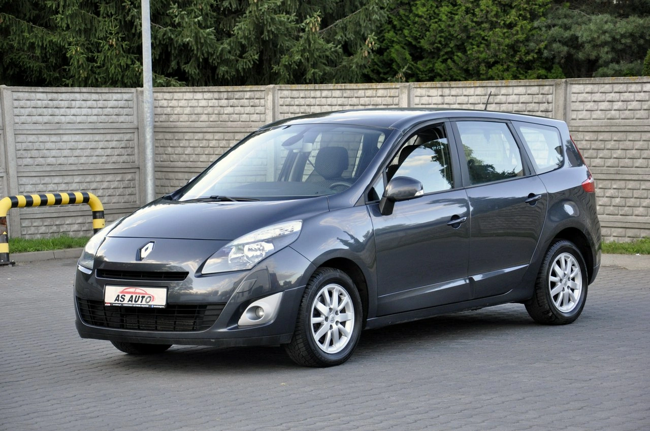 Renault Grand Scenic - Zdjęcie 23