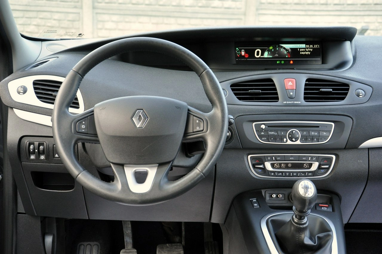 Renault Grand Scenic - Zdjęcie 39