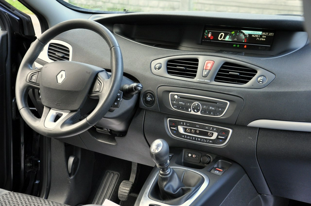 Renault Grand Scenic - Zdjęcie 40