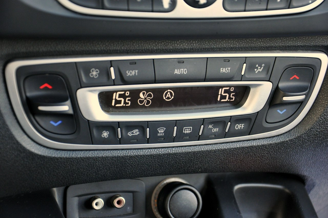 Renault Grand Scenic - Zdjęcie 42