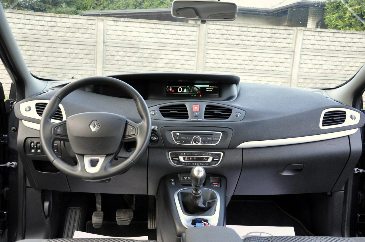 Renault Grand Scenic - Zdjęcie 4