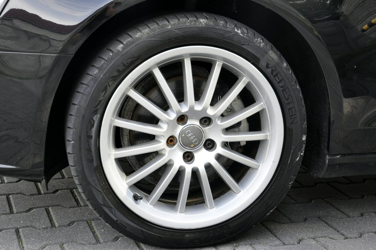 Audi A4 - Zdjęcie 12