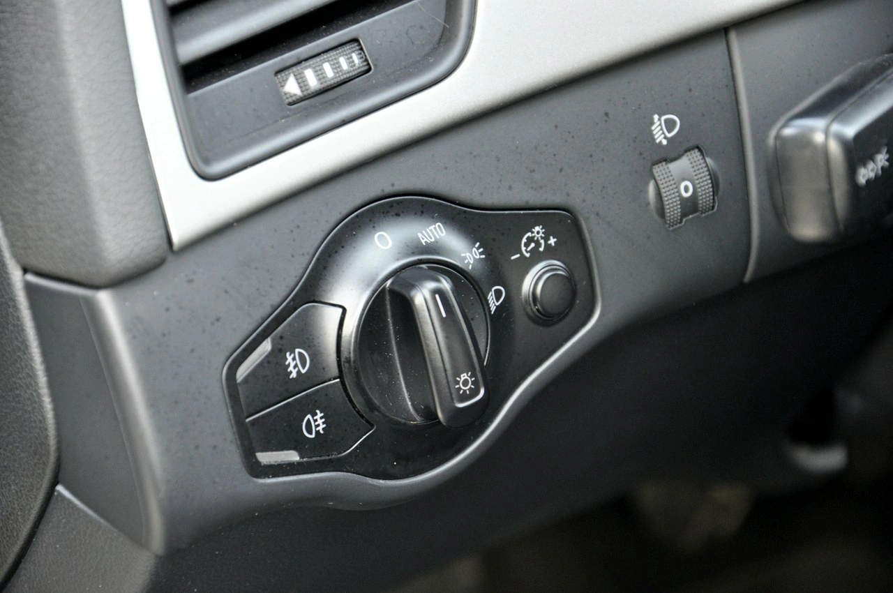 Audi A4 - Zdjęcie 13