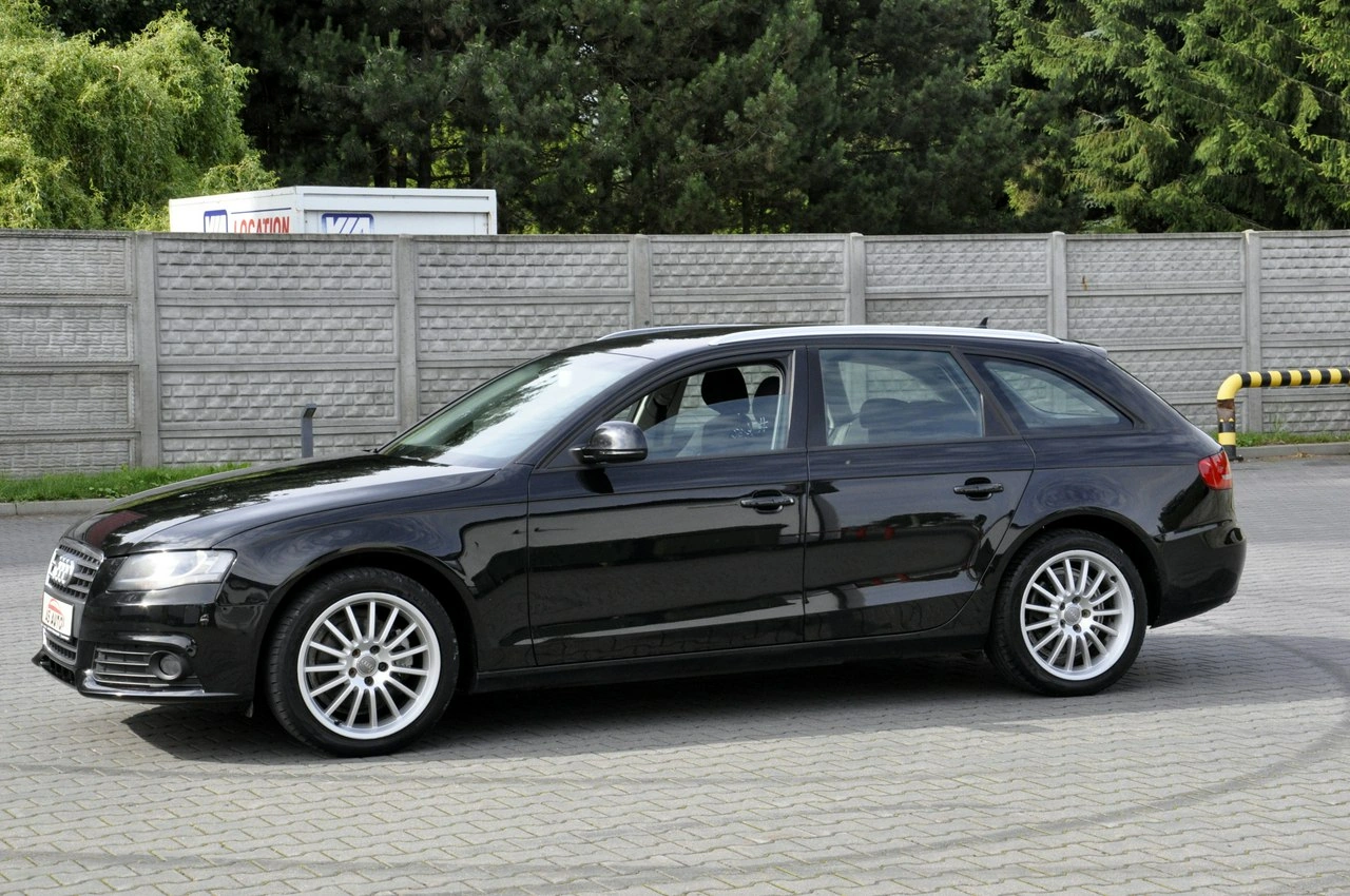 Audi A4 - Zdjęcie 22