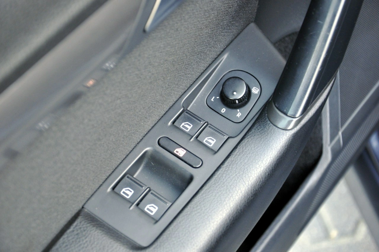 Volkswagen Passat - Zdjęcie 8