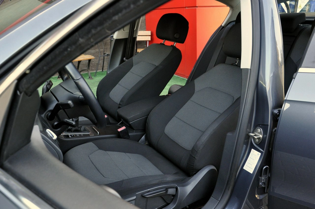 Volkswagen Passat - Zdjęcie 10