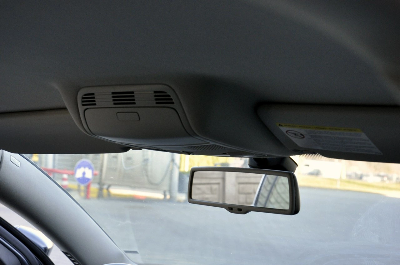 Volkswagen Passat - Zdjęcie 13