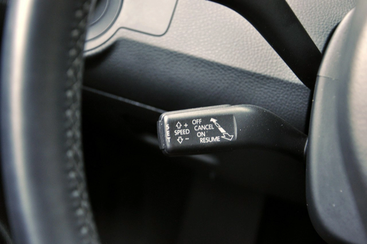 Volkswagen Passat - Zdjęcie 16