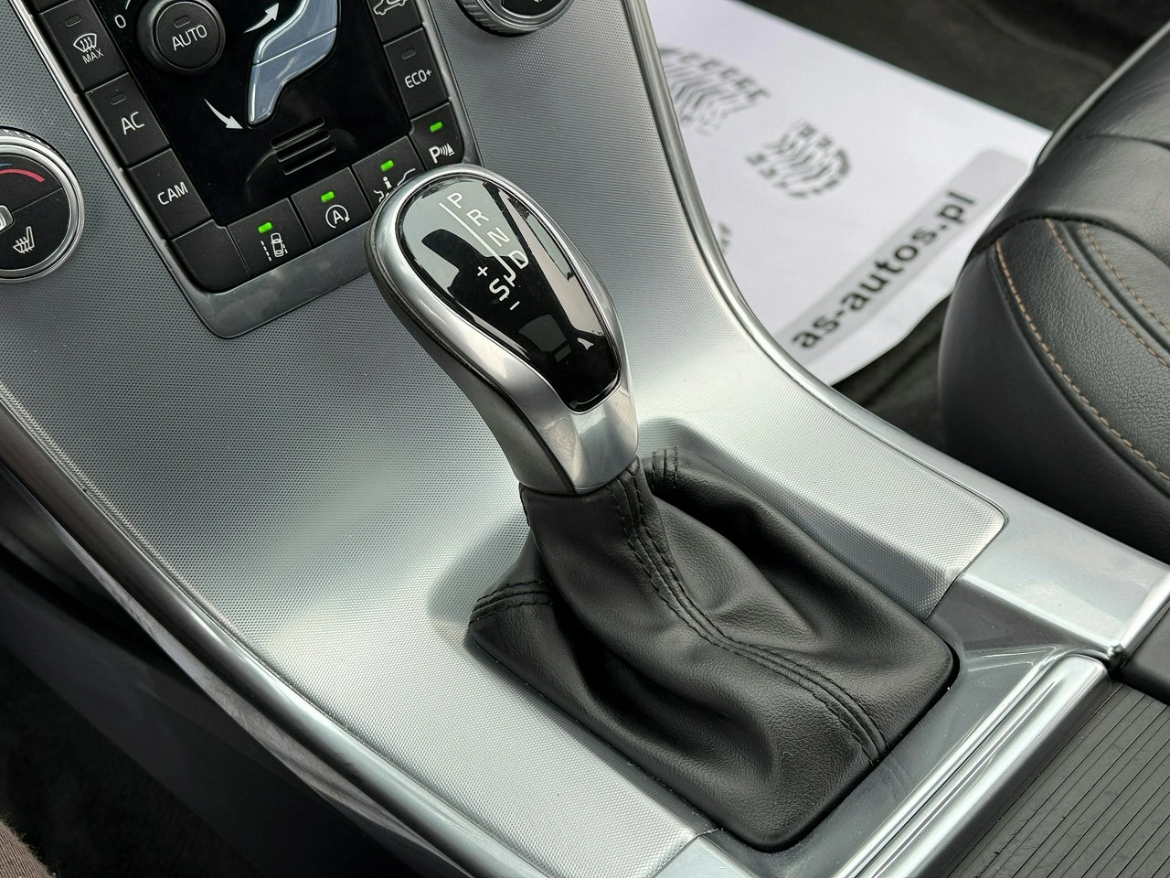 Volvo XC 60 - Zdjęcie 6