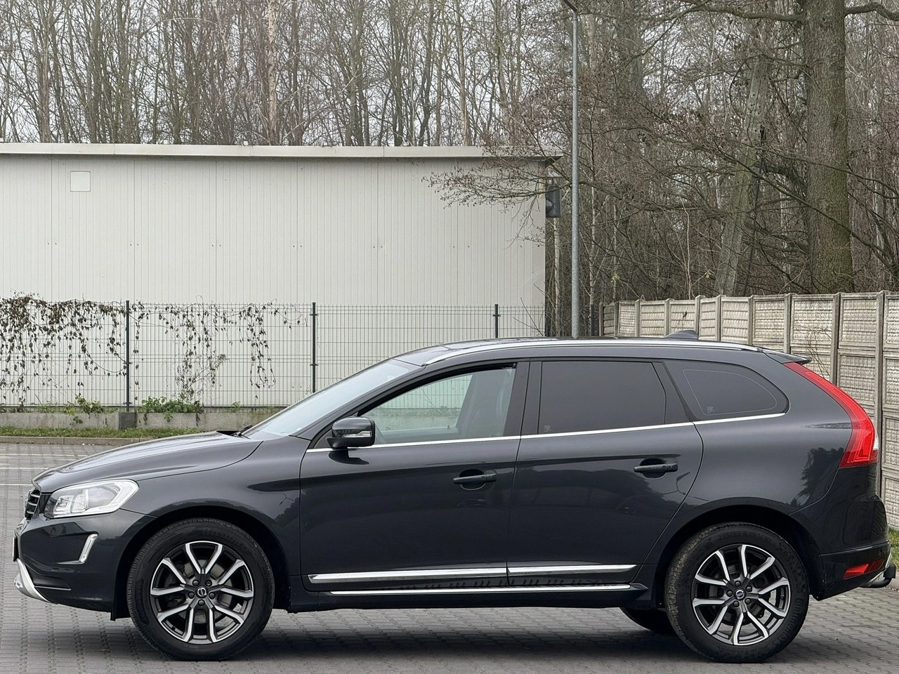Volvo XC 60 - Zdjęcie 25