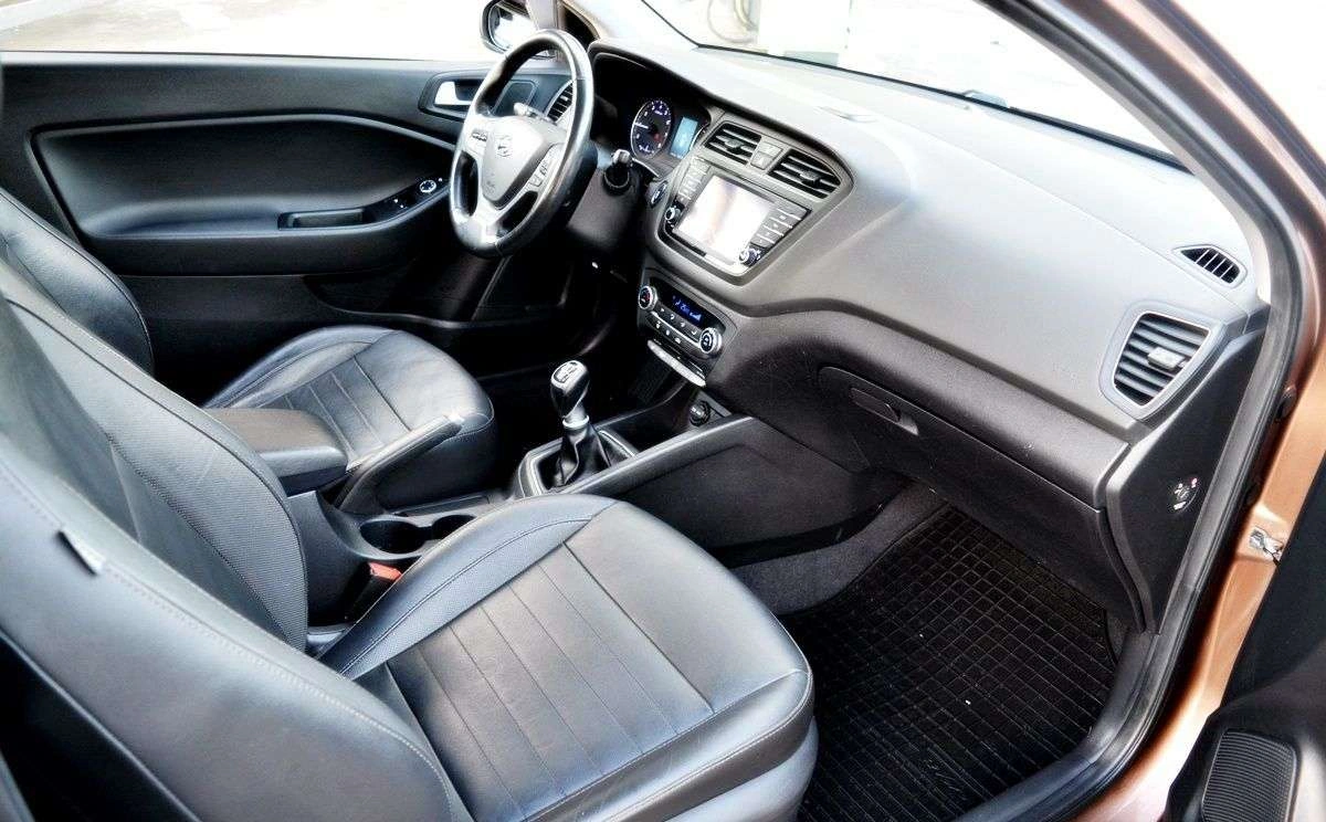 Hyundai i20 - Zdjęcie 13