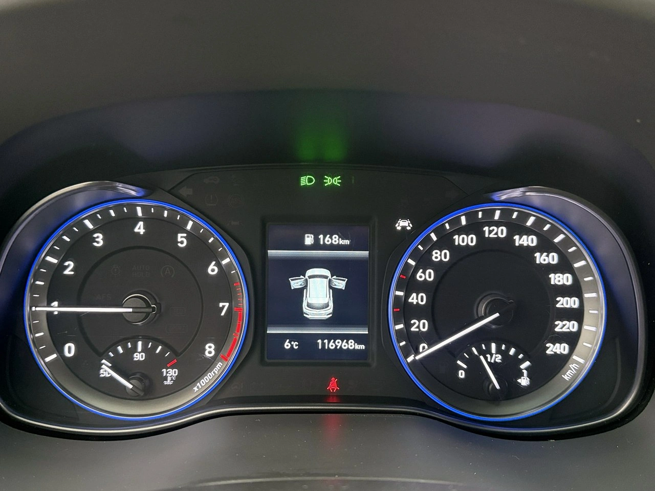 Hyundai Kona - Zdjęcie 10