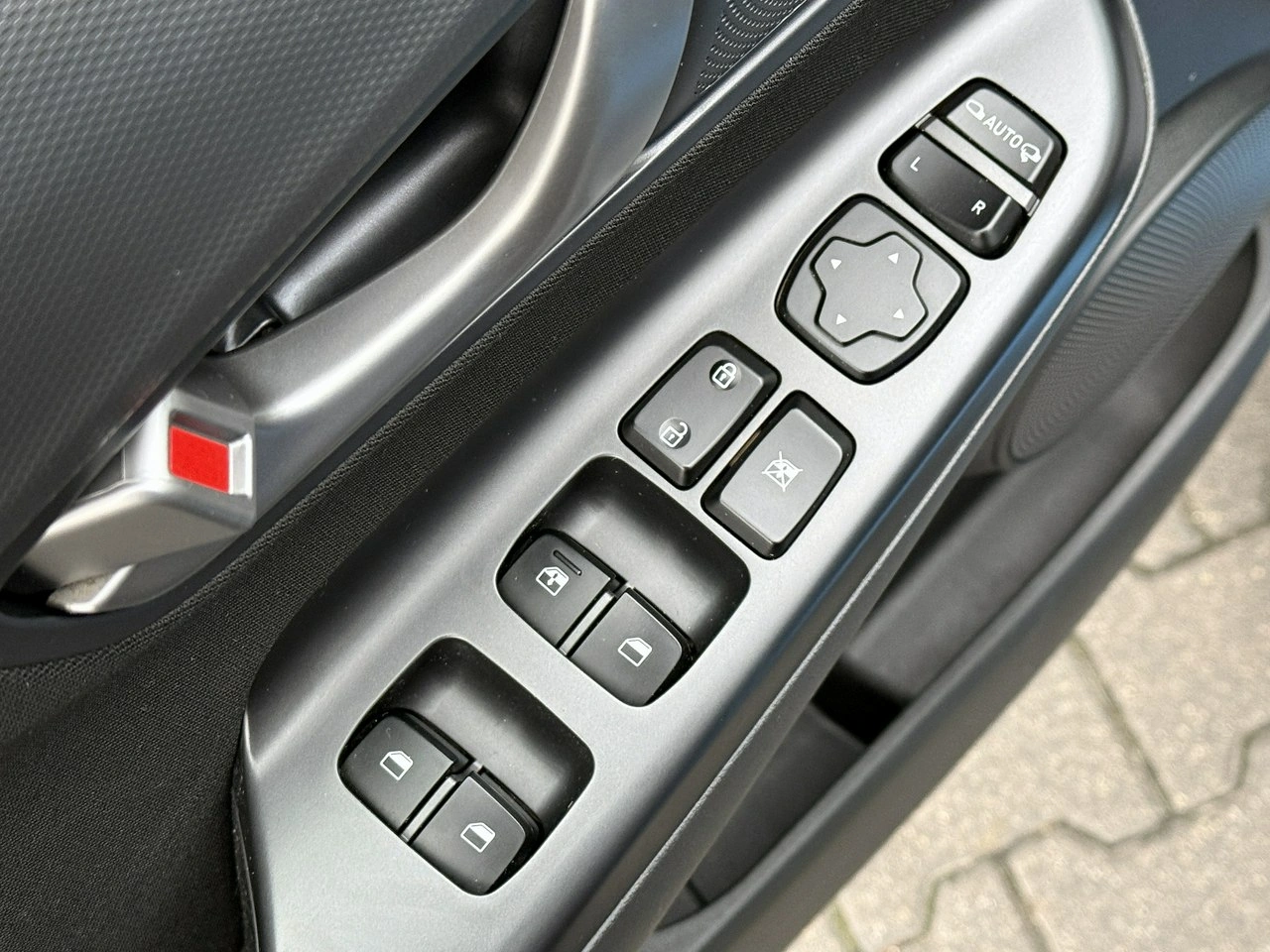 Hyundai Kona - Zdjęcie 8