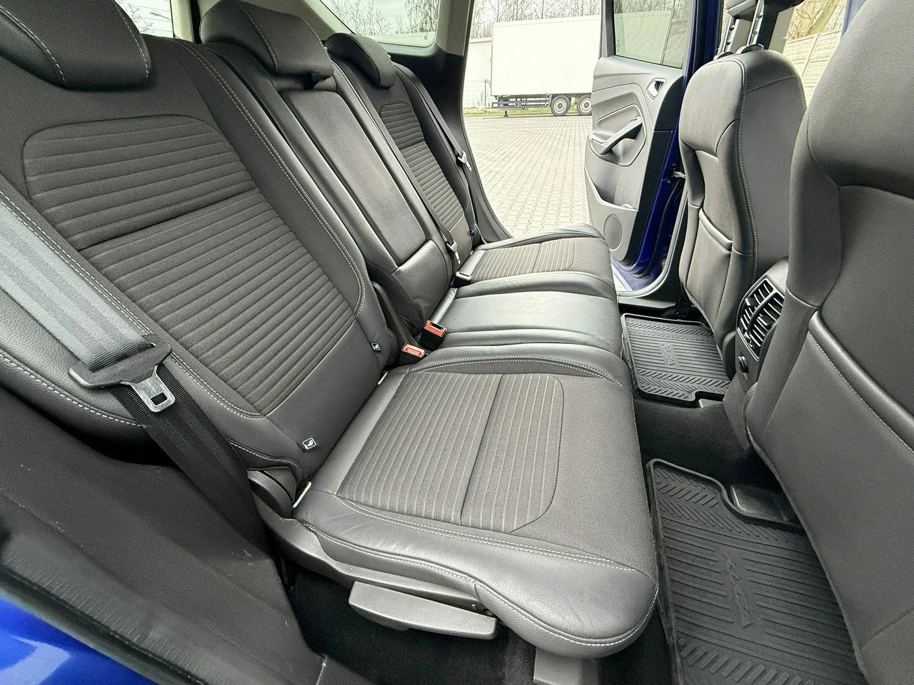 Ford Kuga - Zdjęcie 51