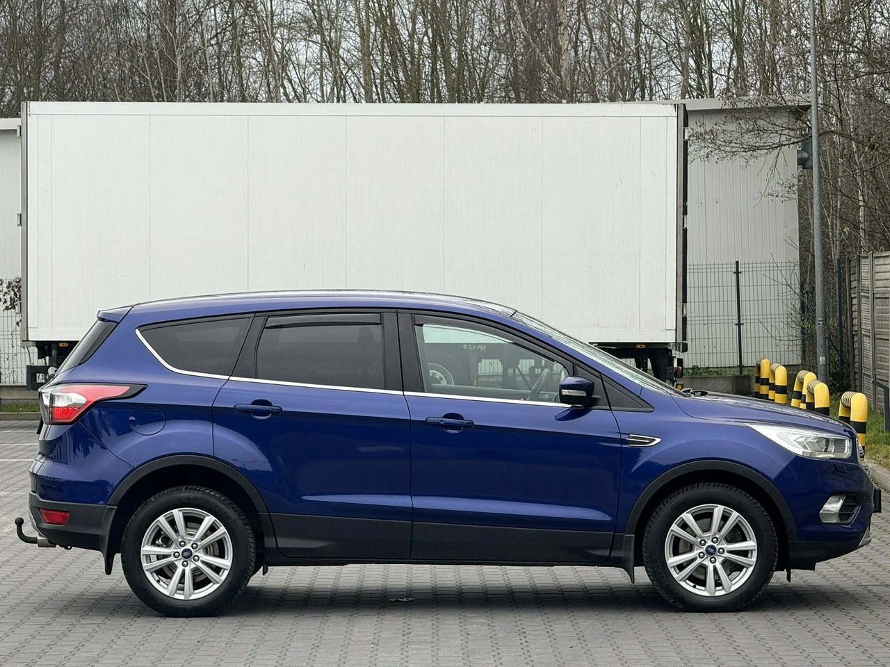 Ford Kuga - Zdjęcie 41
