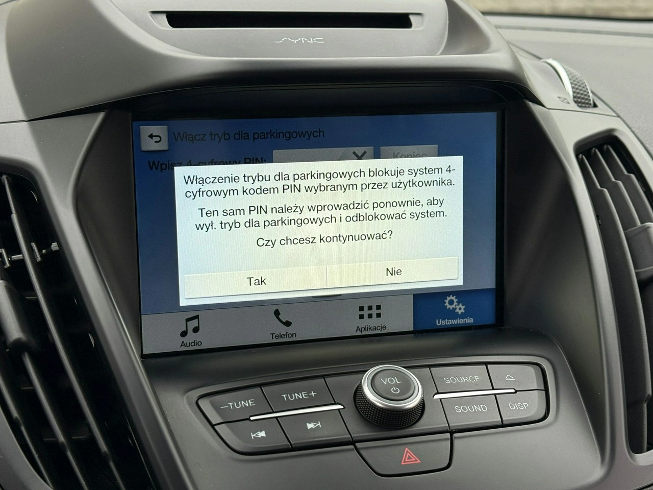 Ford Kuga - Zdjęcie 56