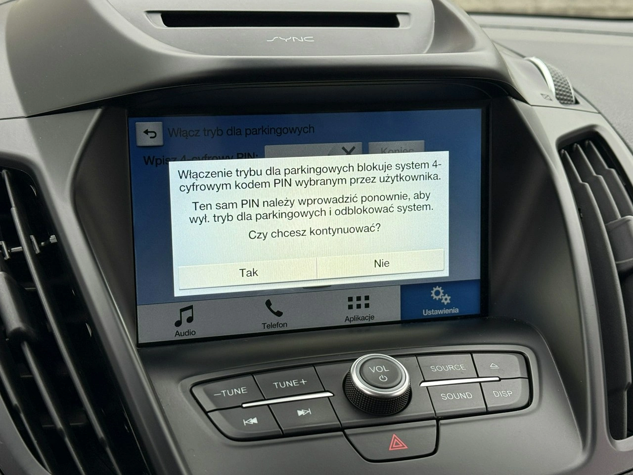 Ford Kuga - Zdjęcie 56