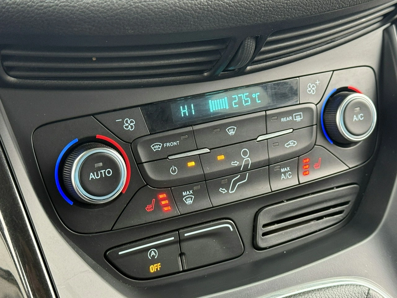 Ford Kuga - Zdjęcie 15