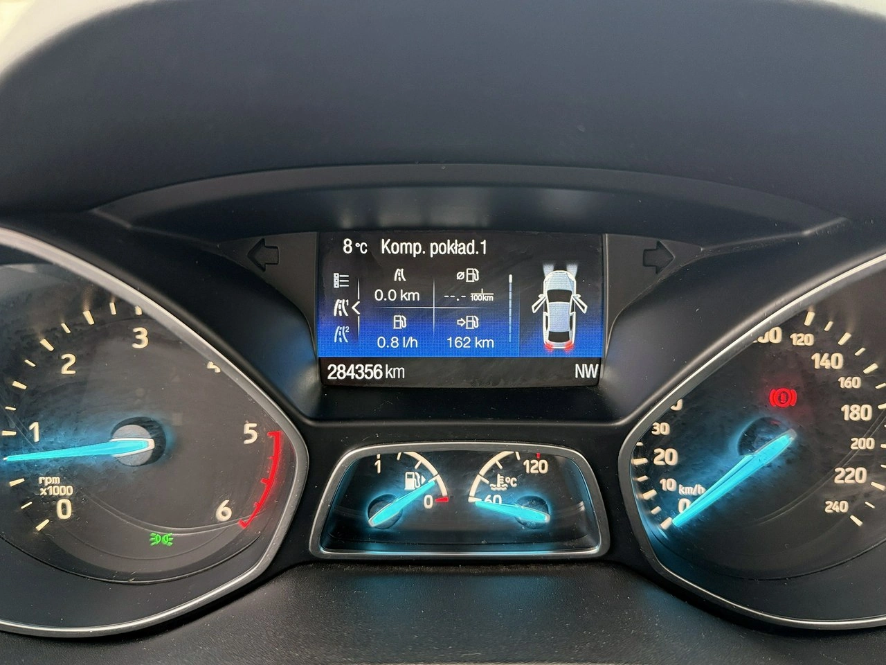 Ford Kuga - Zdjęcie 20