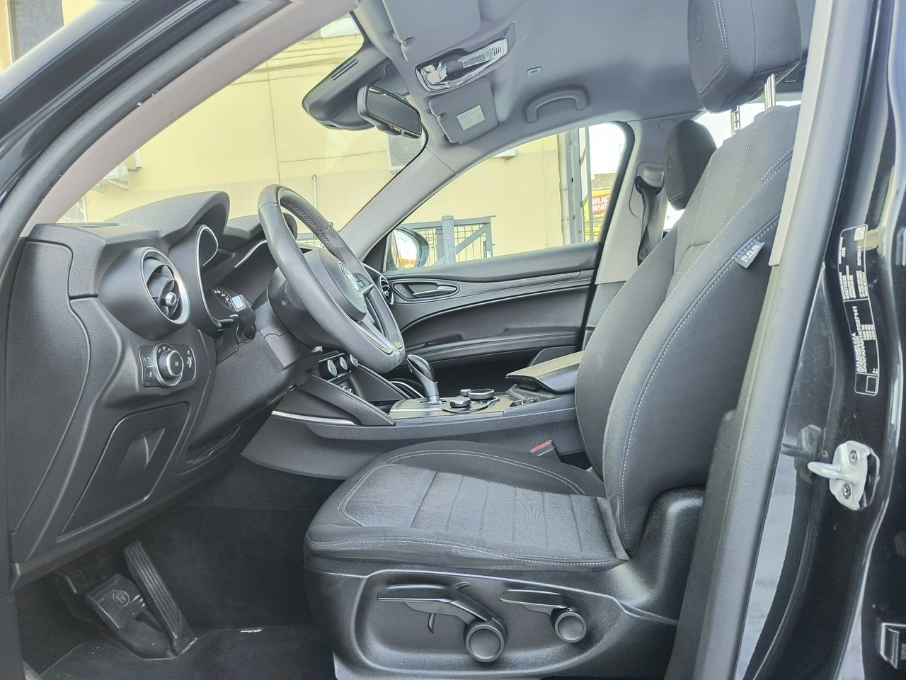 Alfa Romeo Stelvio - Zdjęcie 7