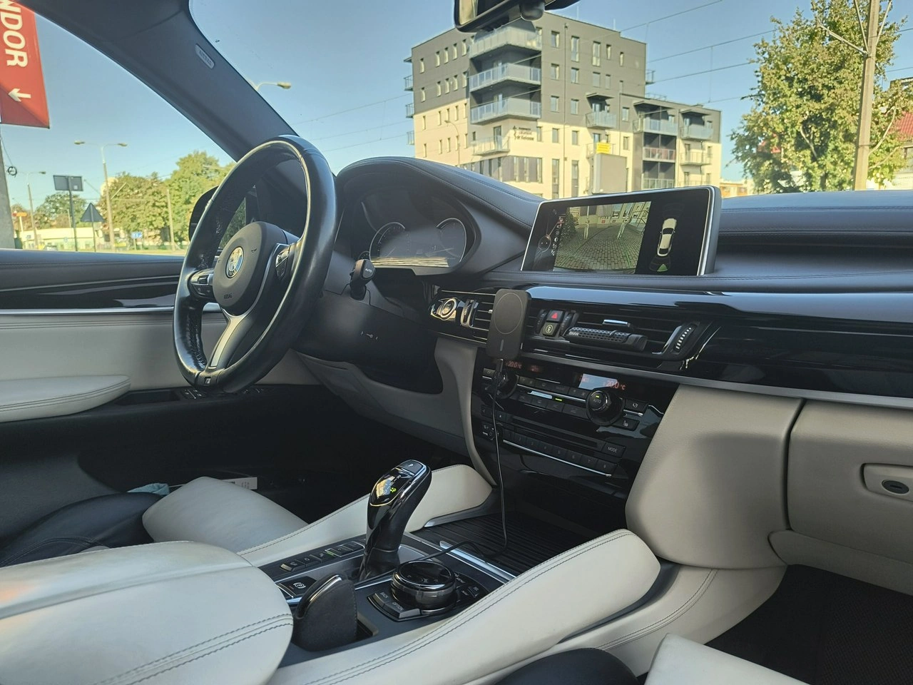 BMW X6 M50 - Zdjęcie 19