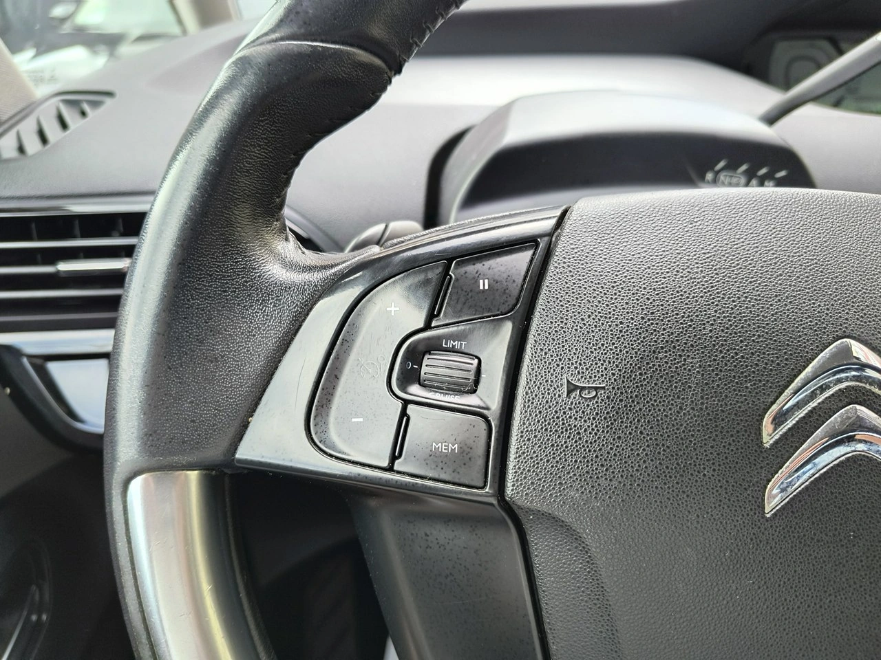 Citroën C4 Picasso - Zdjęcie 22