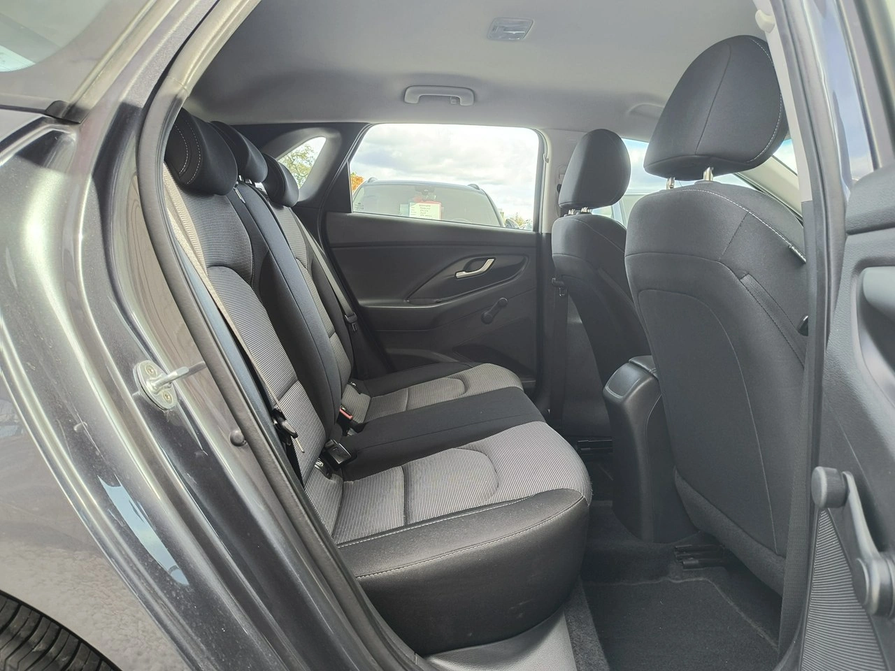 Hyundai i30 - Zdjęcie 11