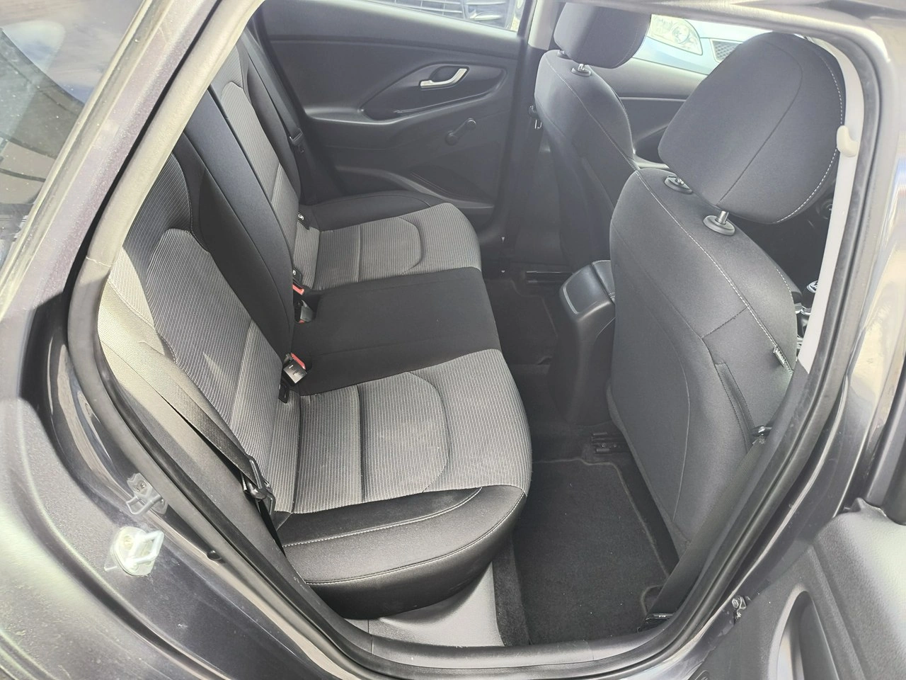 Hyundai i30 - Zdjęcie 12