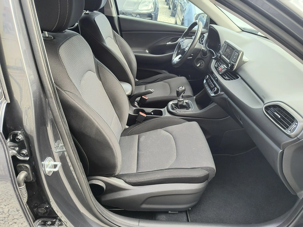 Hyundai i30 - Zdjęcie 14