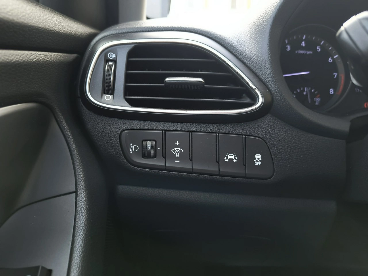 Hyundai i30 - Zdjęcie 23