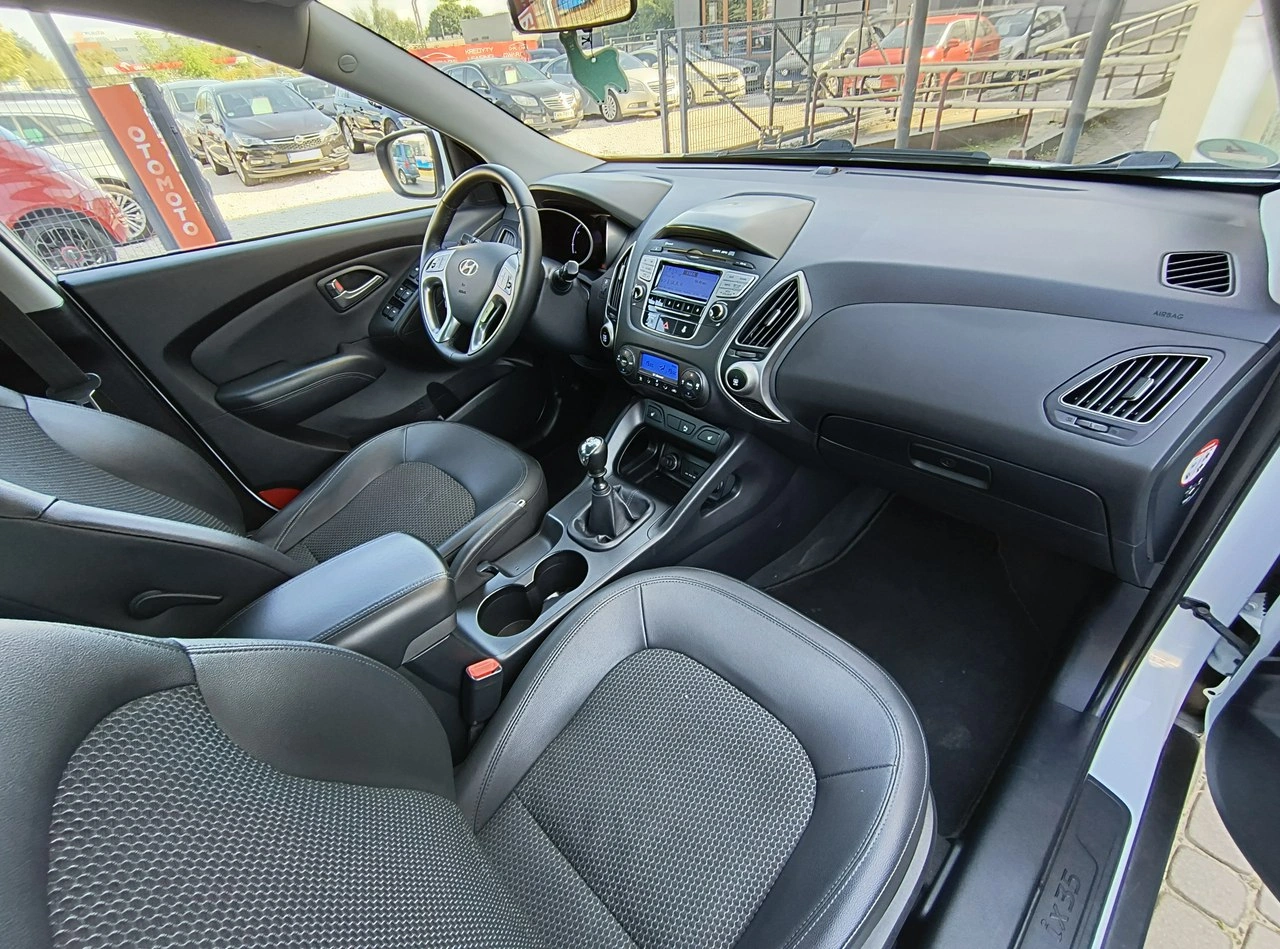 Hyundai ix35 - Zdjęcie 16