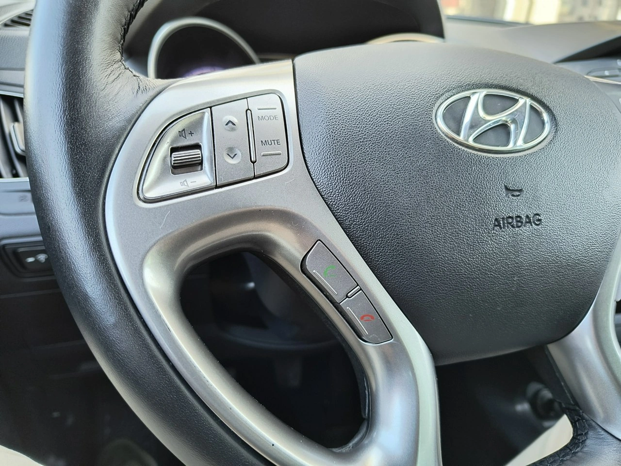 Hyundai ix35 - Zdjęcie 25