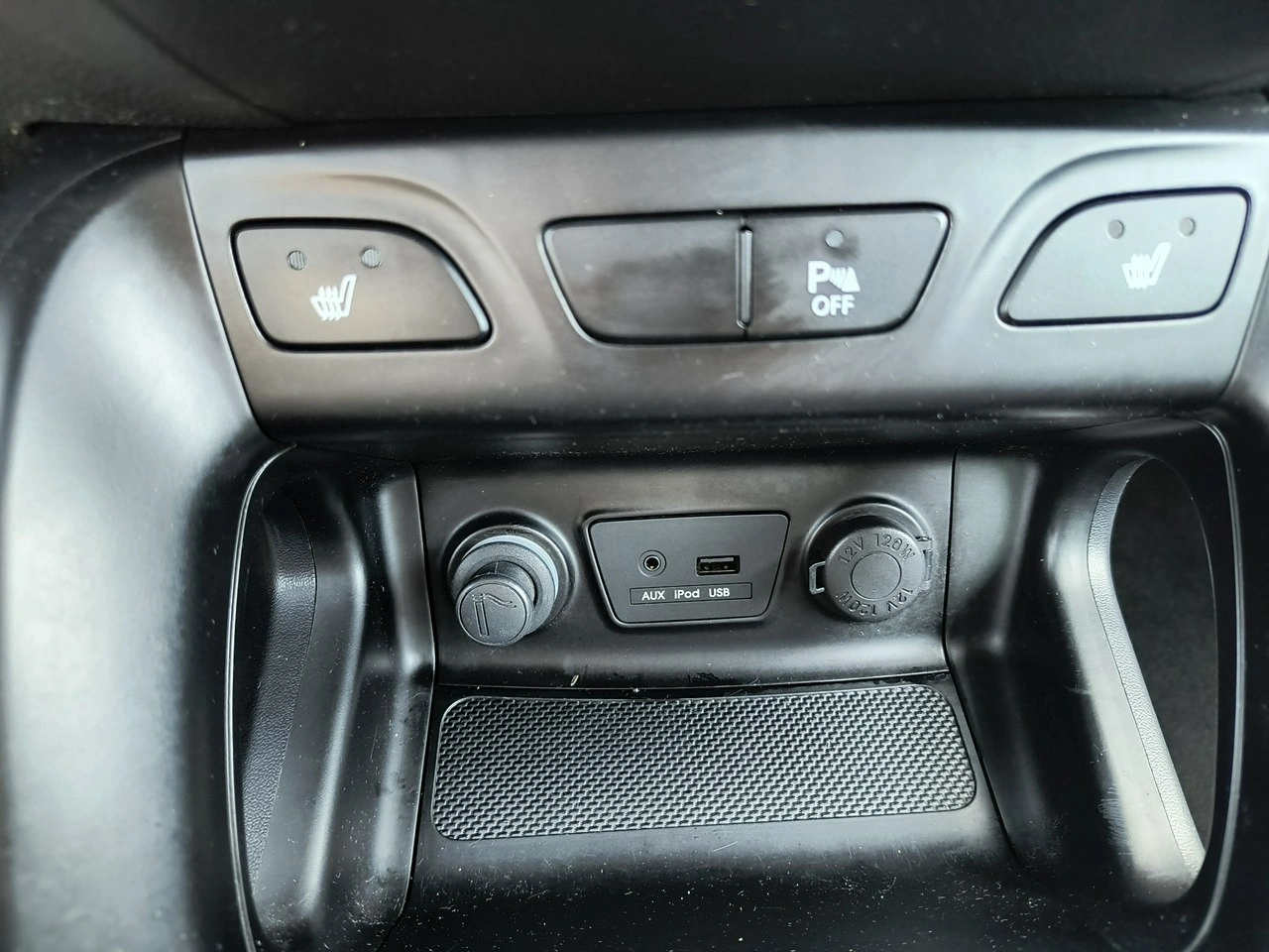 Hyundai ix35 - Zdjęcie 28