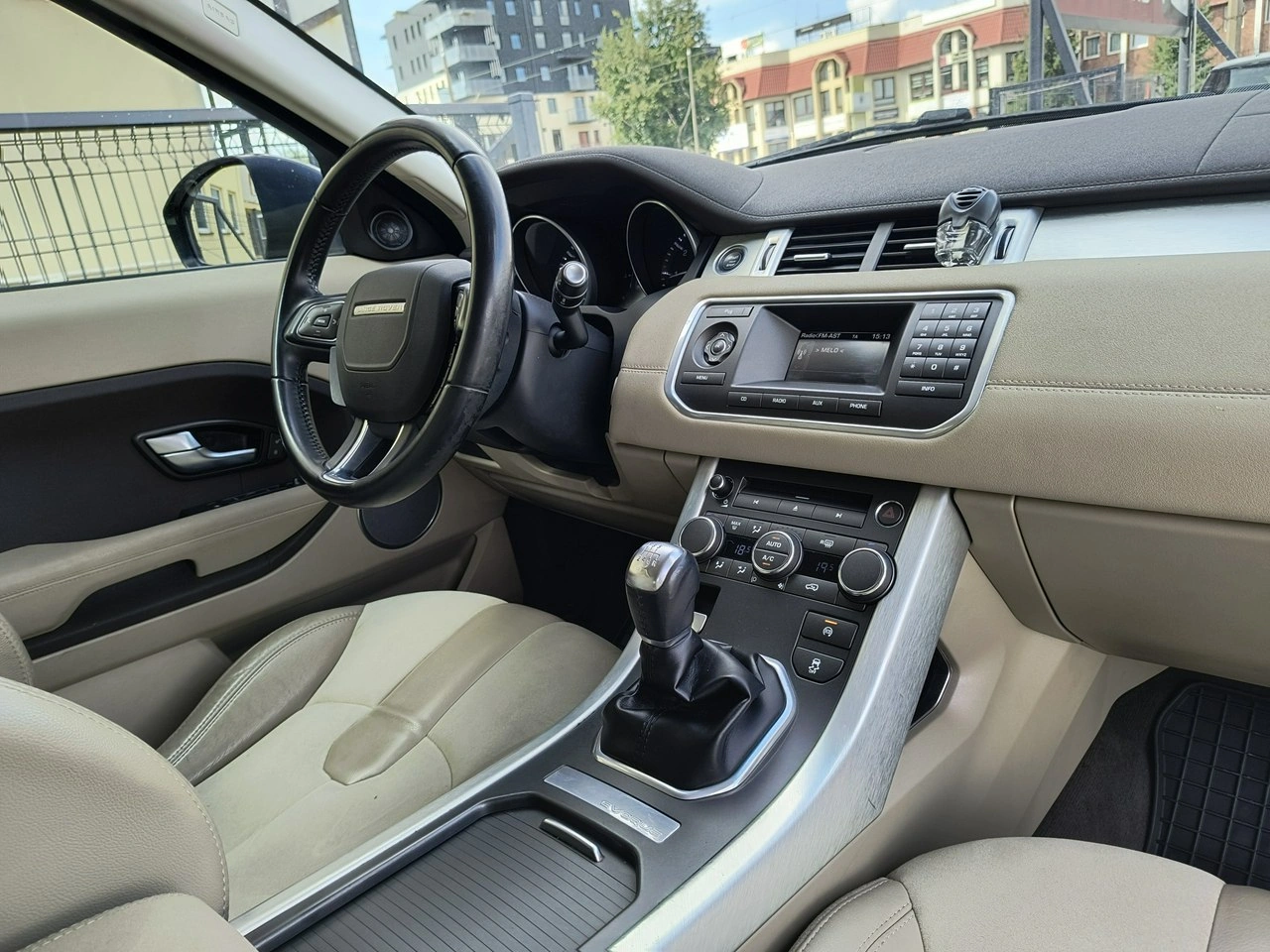Land Rover Range Rover Evoque - Zdjęcie 17