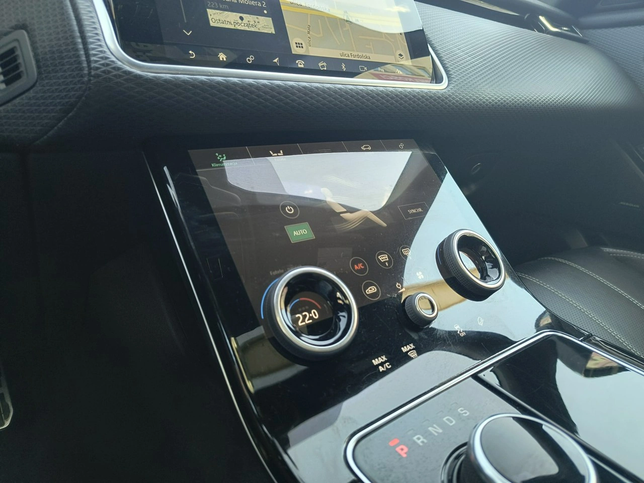 Land Rover Range Rover Velar - Zdjęcie 17