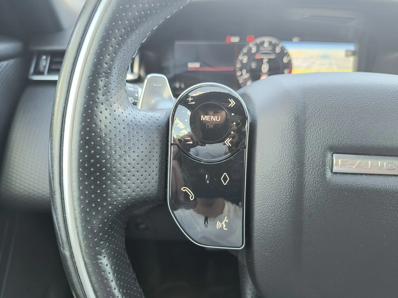 Land Rover Range Rover Velar - Zdjęcie 22