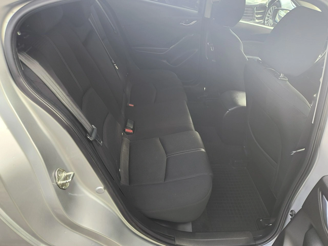 Mazda 3 - Zdjęcie 12