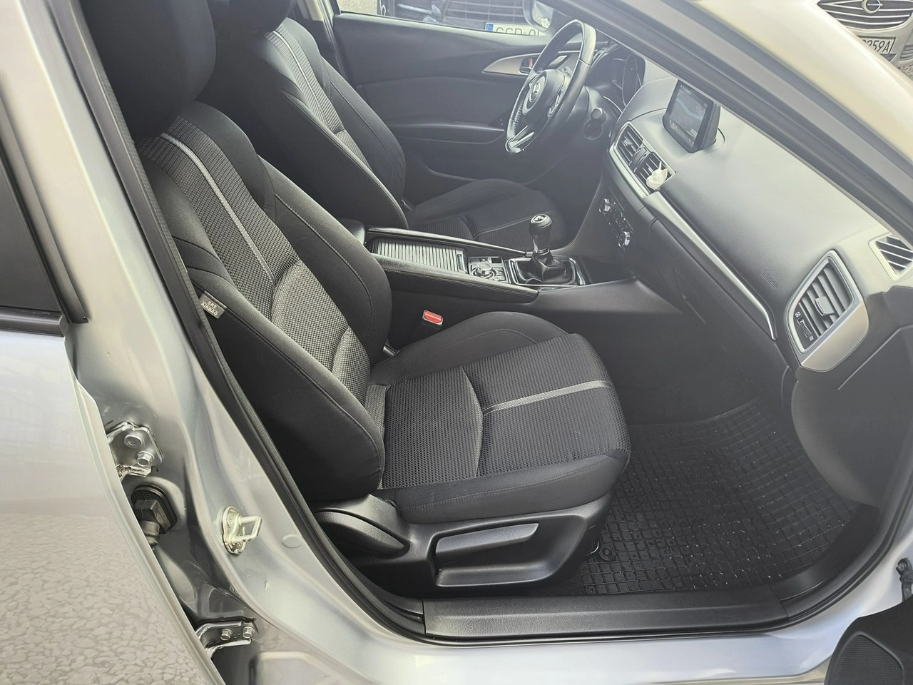 Mazda 3 - Zdjęcie 15