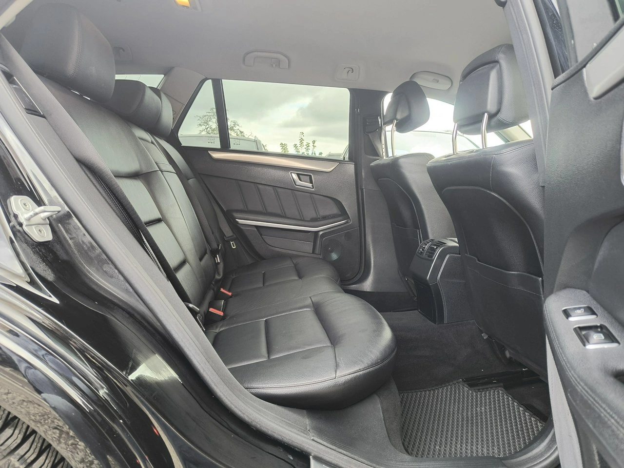 Mercedes E 350 - Zdjęcie 11