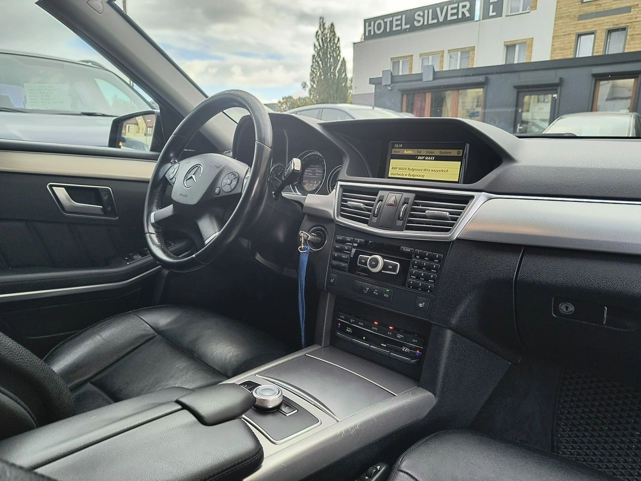 Mercedes E 350 - Zdjęcie 14