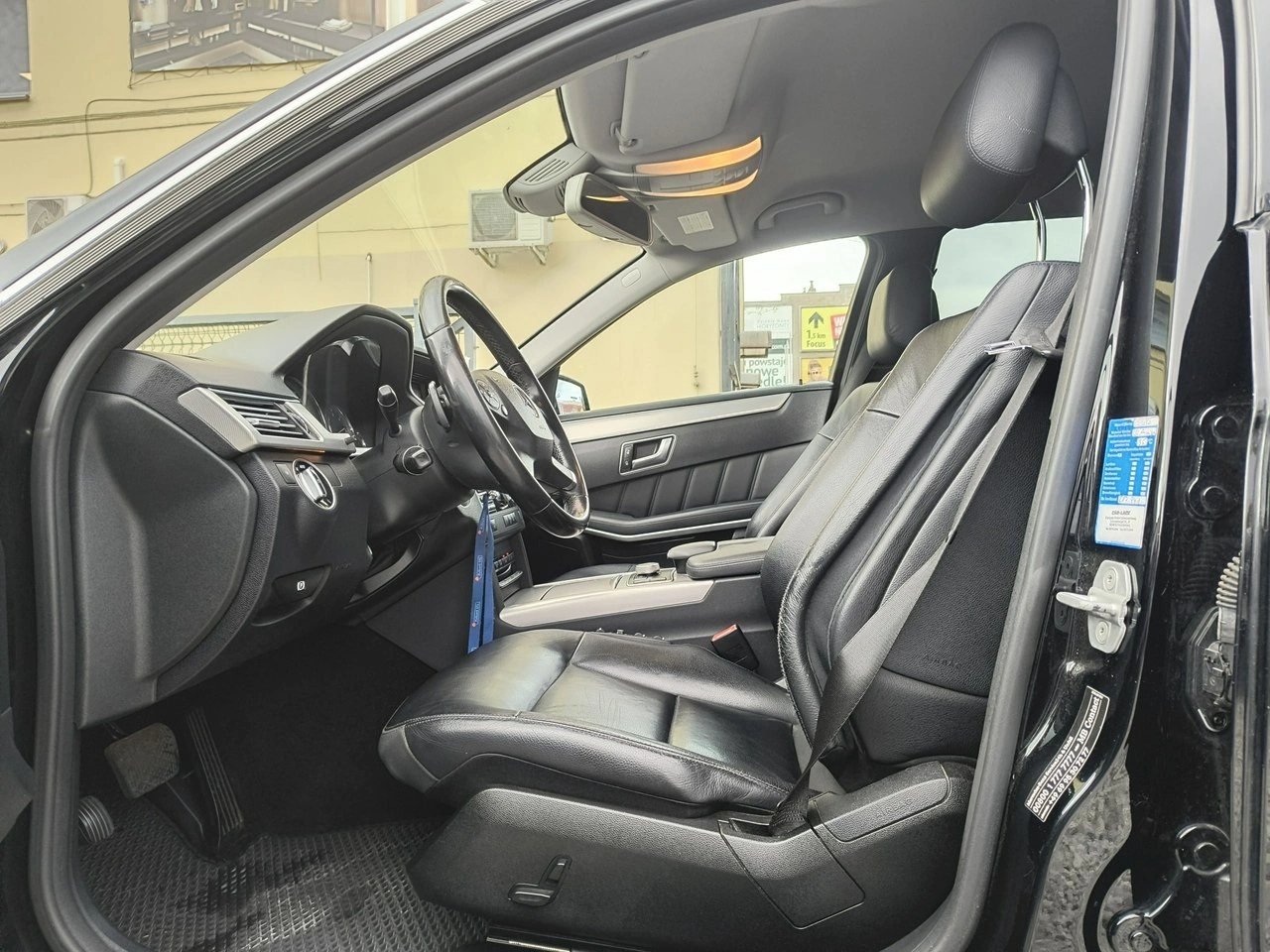 Mercedes E 350 - Zdjęcie 7