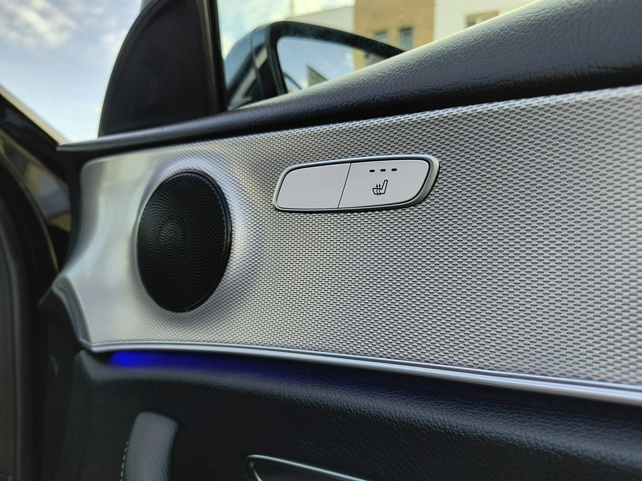 Mercedes E 400 - Zdjęcie 20