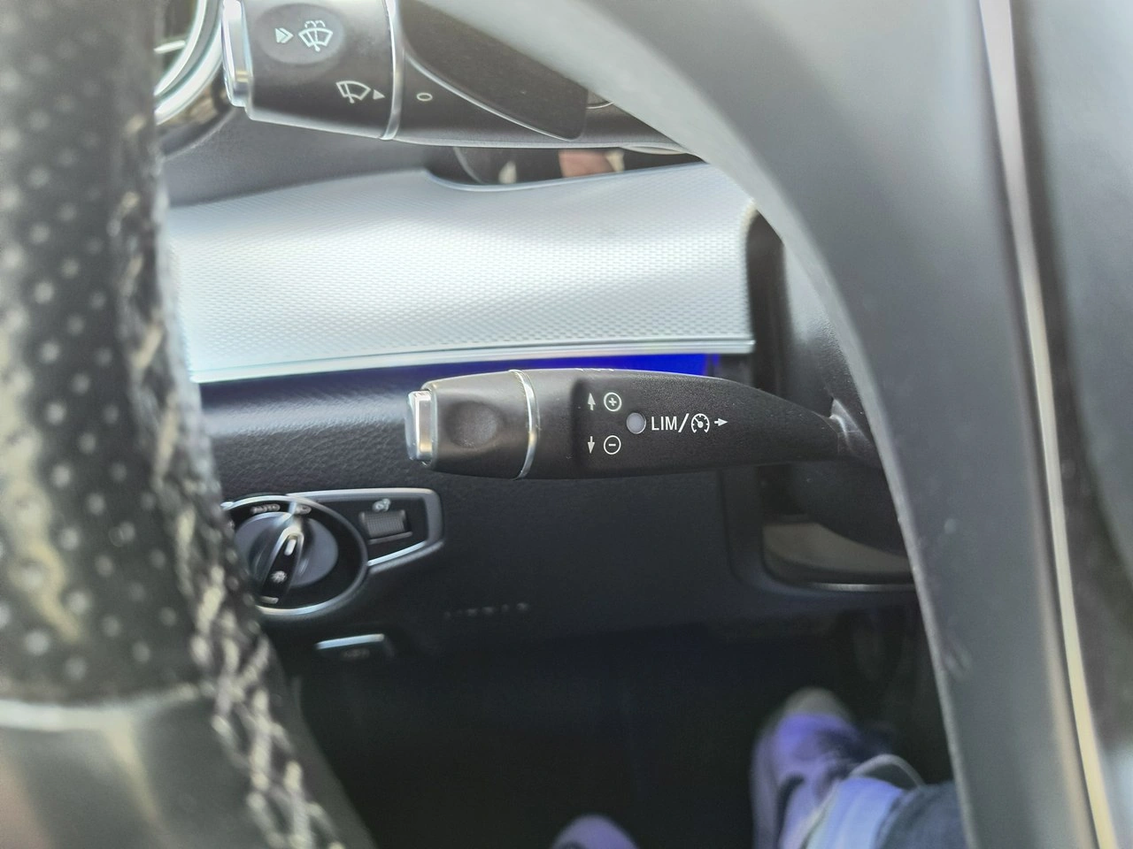 Mercedes E 400 - Zdjęcie 23